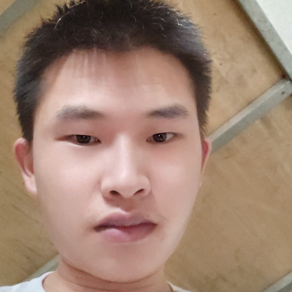 韶华笑明理的照片