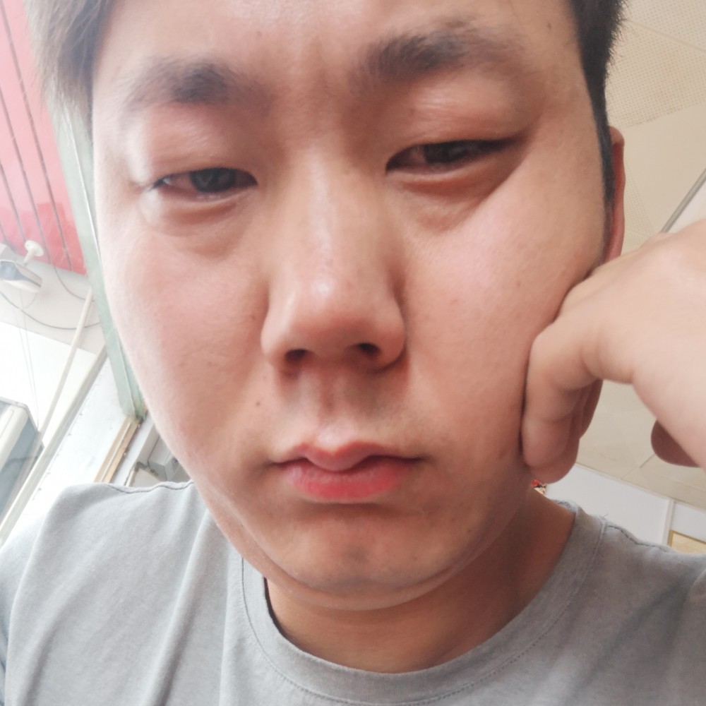 缥缈执着的照片