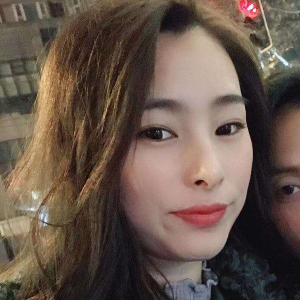 小姐姐的照片