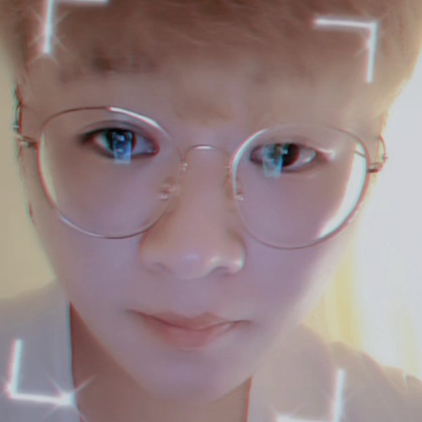 蒋梦的照片