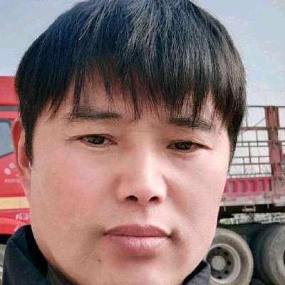 无垠笑飞鸟的照片