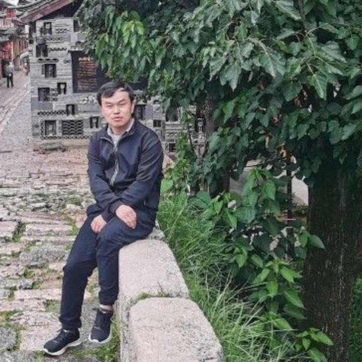 碧影闻乐观的照片