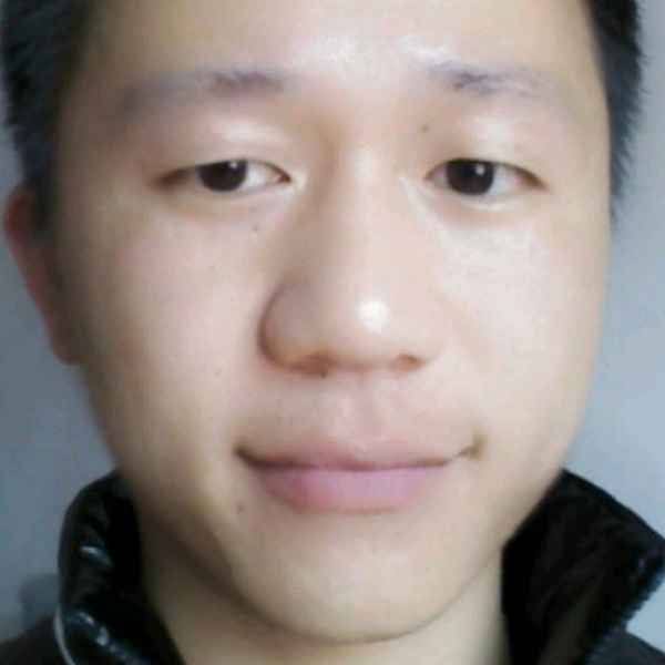 红色大蘑菇的照片