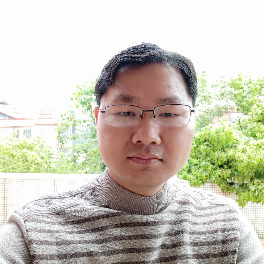 易杨森的照片