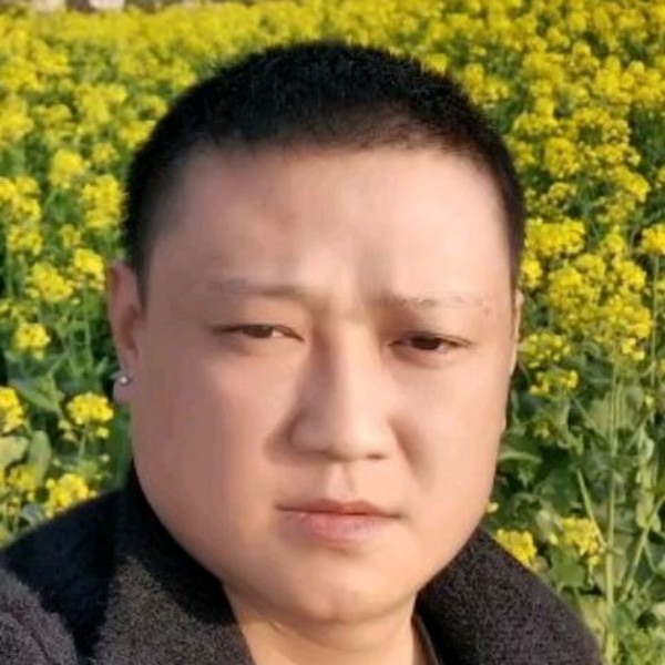 不解的浅吻陌颜的照片