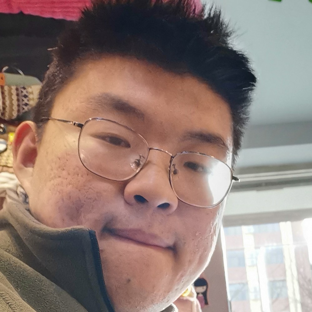 微笑邂逅画笔的照片
