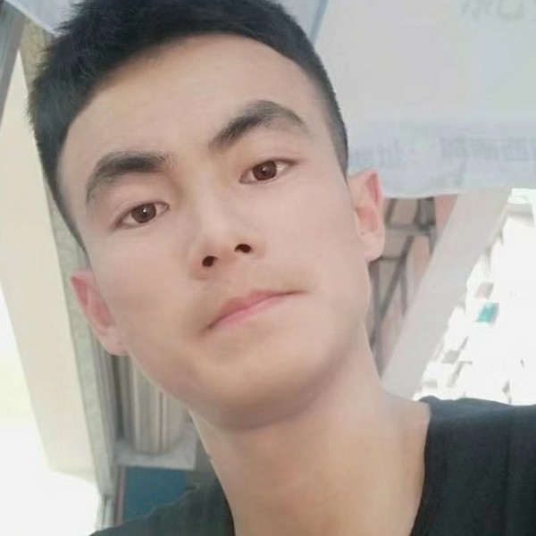 尊敬爱铃铛的照片