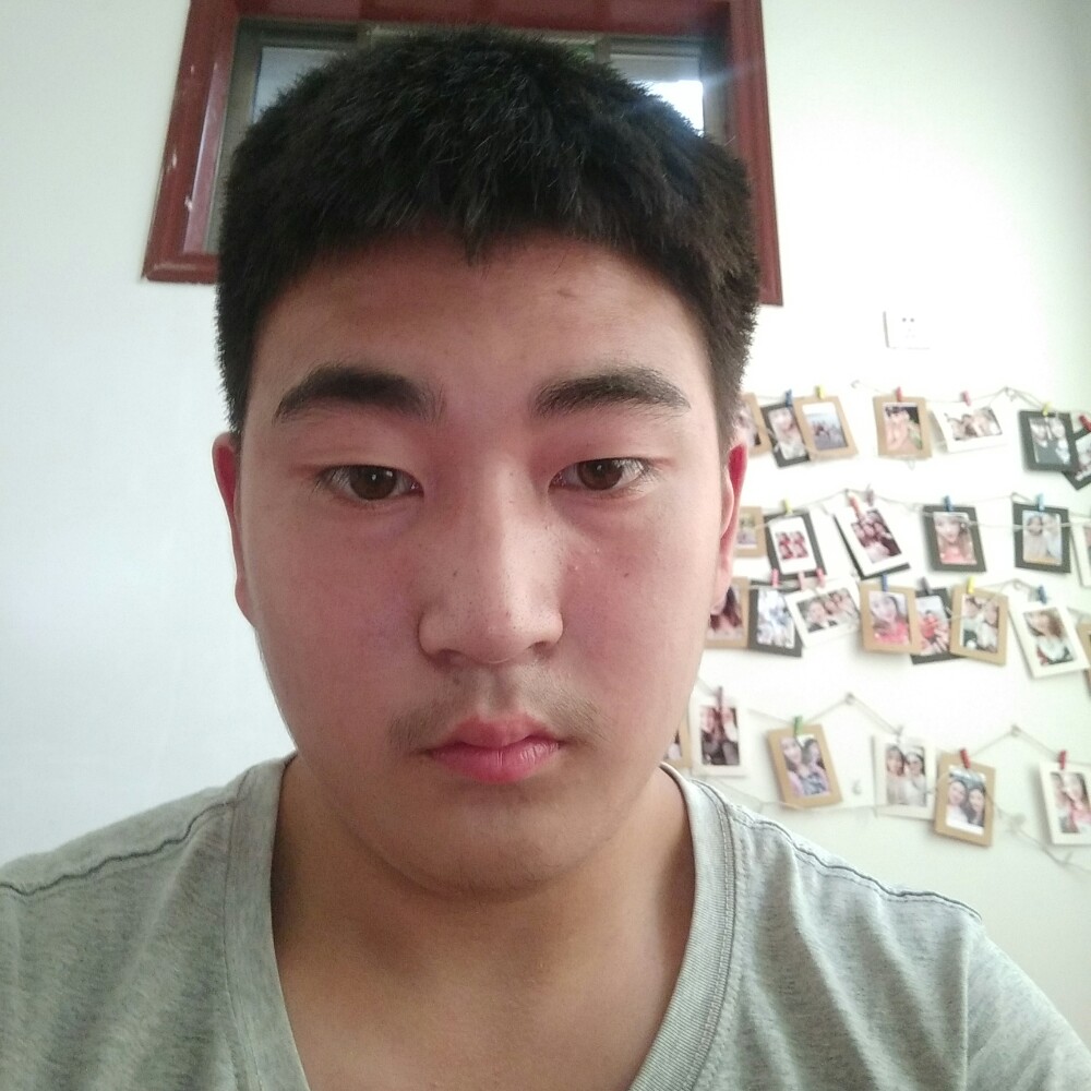 侯立庆的照片