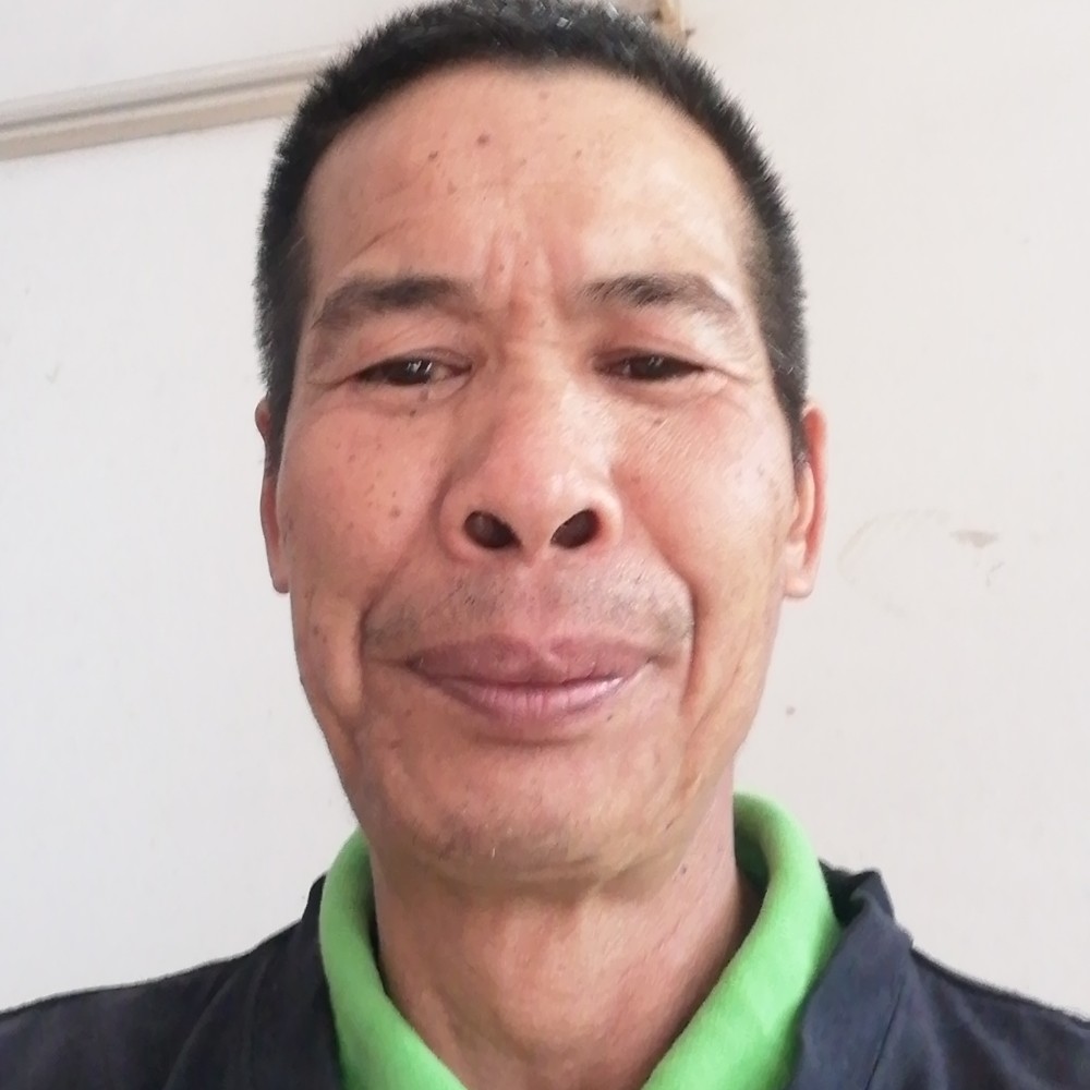 成清强的照片