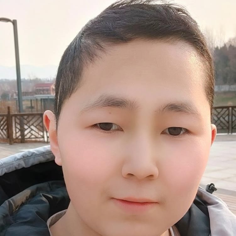 合适向月光的照片