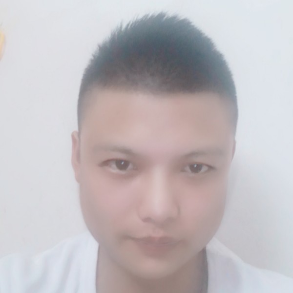 天真蹁跹画笔的照片