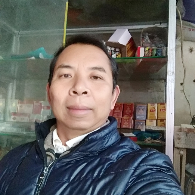 玖月桂树的照片