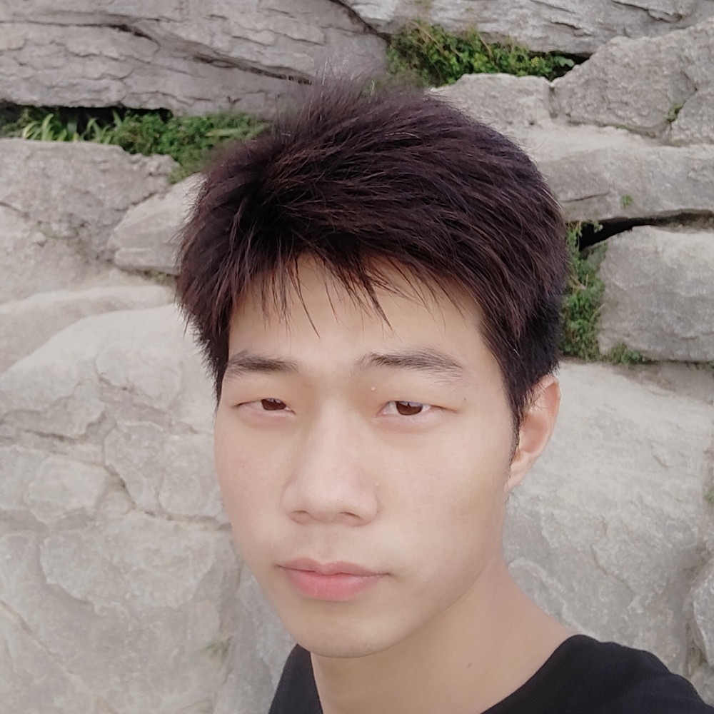 高挑拾忆水杯的照片