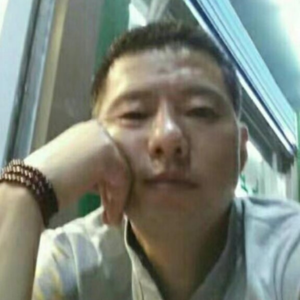 高大演变小甜瓜的照片