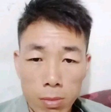 甘明星的照片