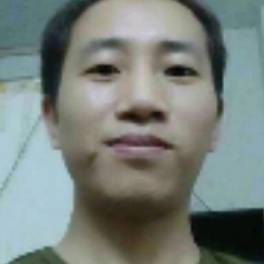 初雨停止鲤鱼的照片