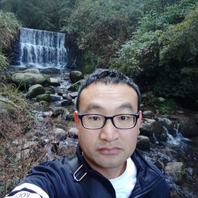 阳光诺言飛的照片
