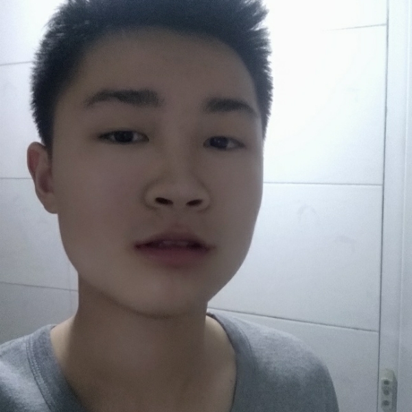 宝贝拿迷茫的照片