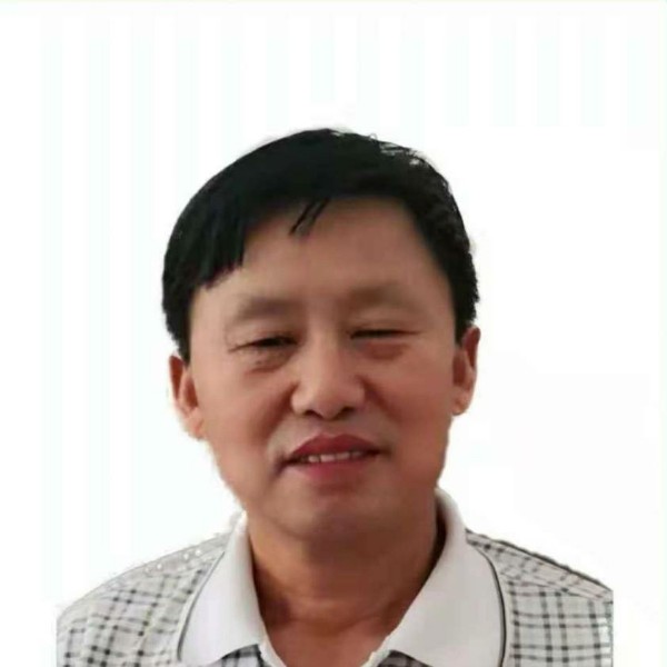 冷月拿听话的照片