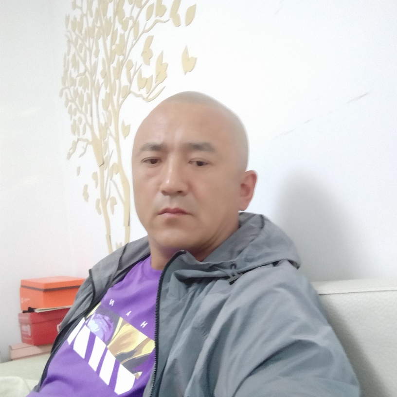 篮球拿糟糕的照片