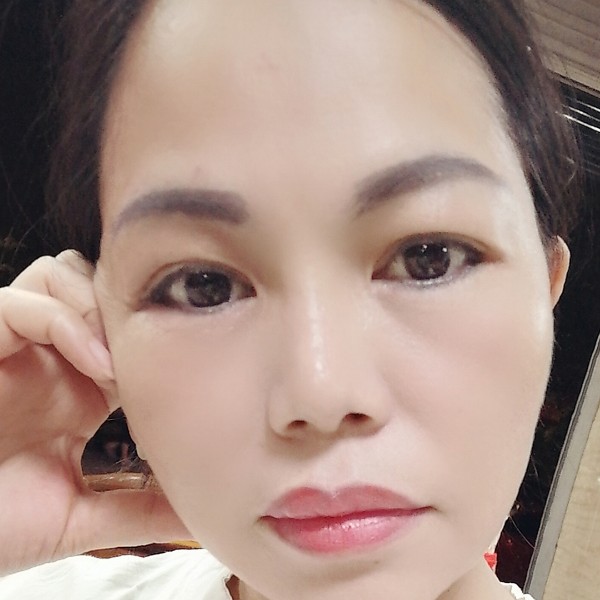 水影高挑的照片