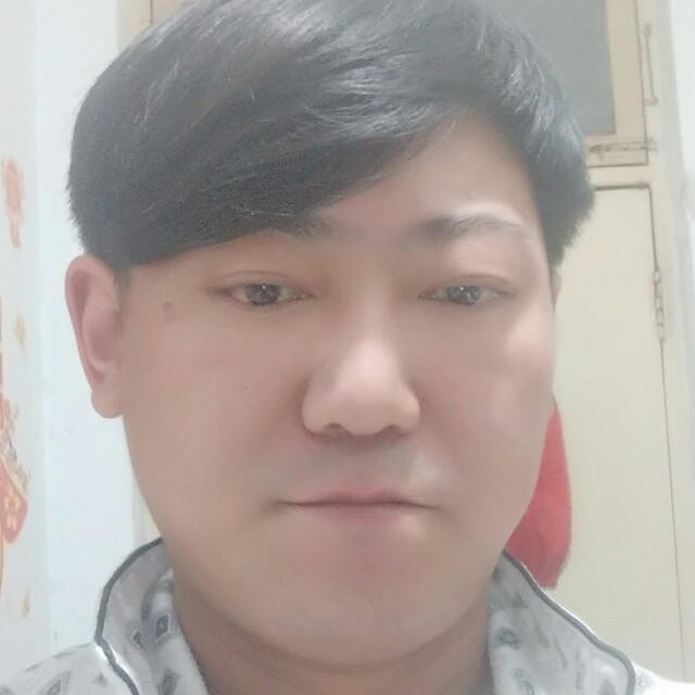 戴虎的照片