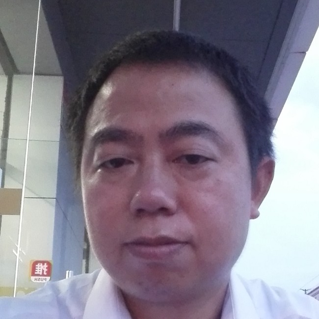 化羽勤恳的照片