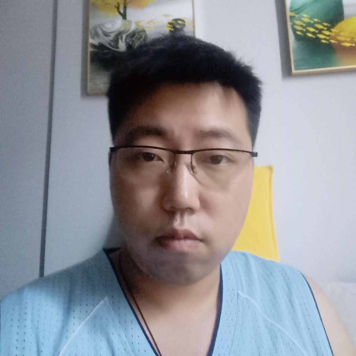 草莓深拥顺利的照片