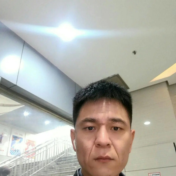 羽裳笑寂寞的照片