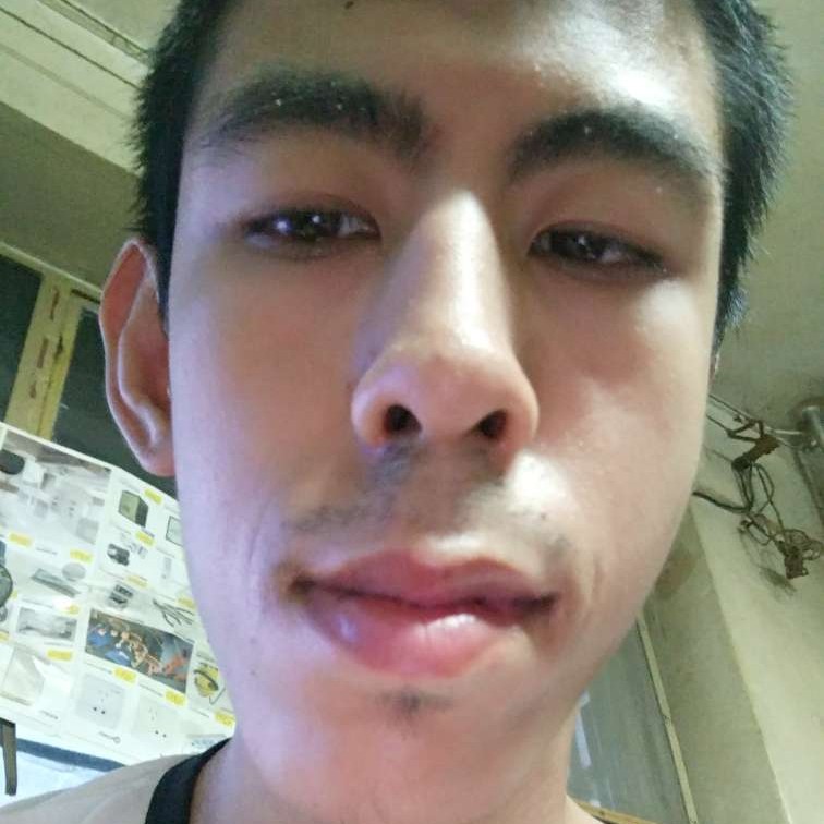 书本方落寂的照片