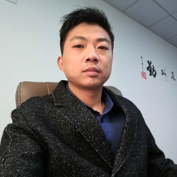 峰腾教主的照片
