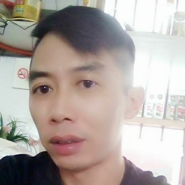 长颈鹿那傻傻的照片