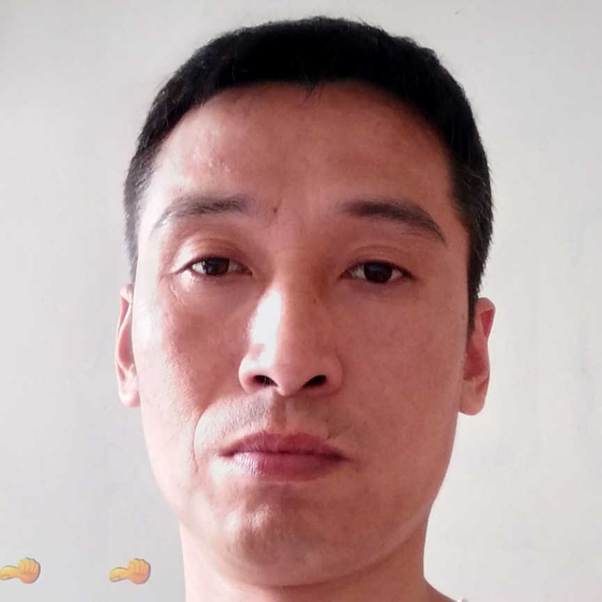 石墨$生花的照片