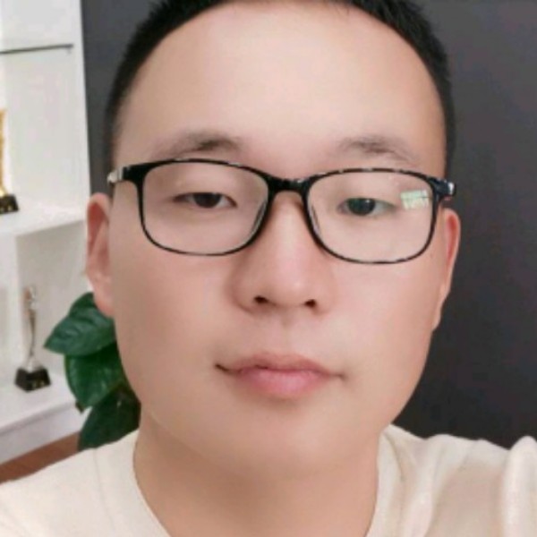 左上角的照片