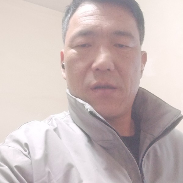 爱无言1597的照片