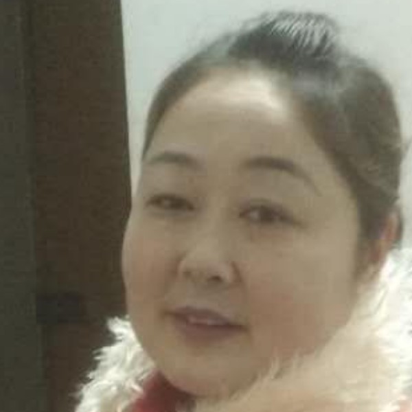 走过沼泽的照片