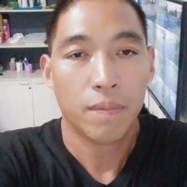 大炮还想人陪的照片