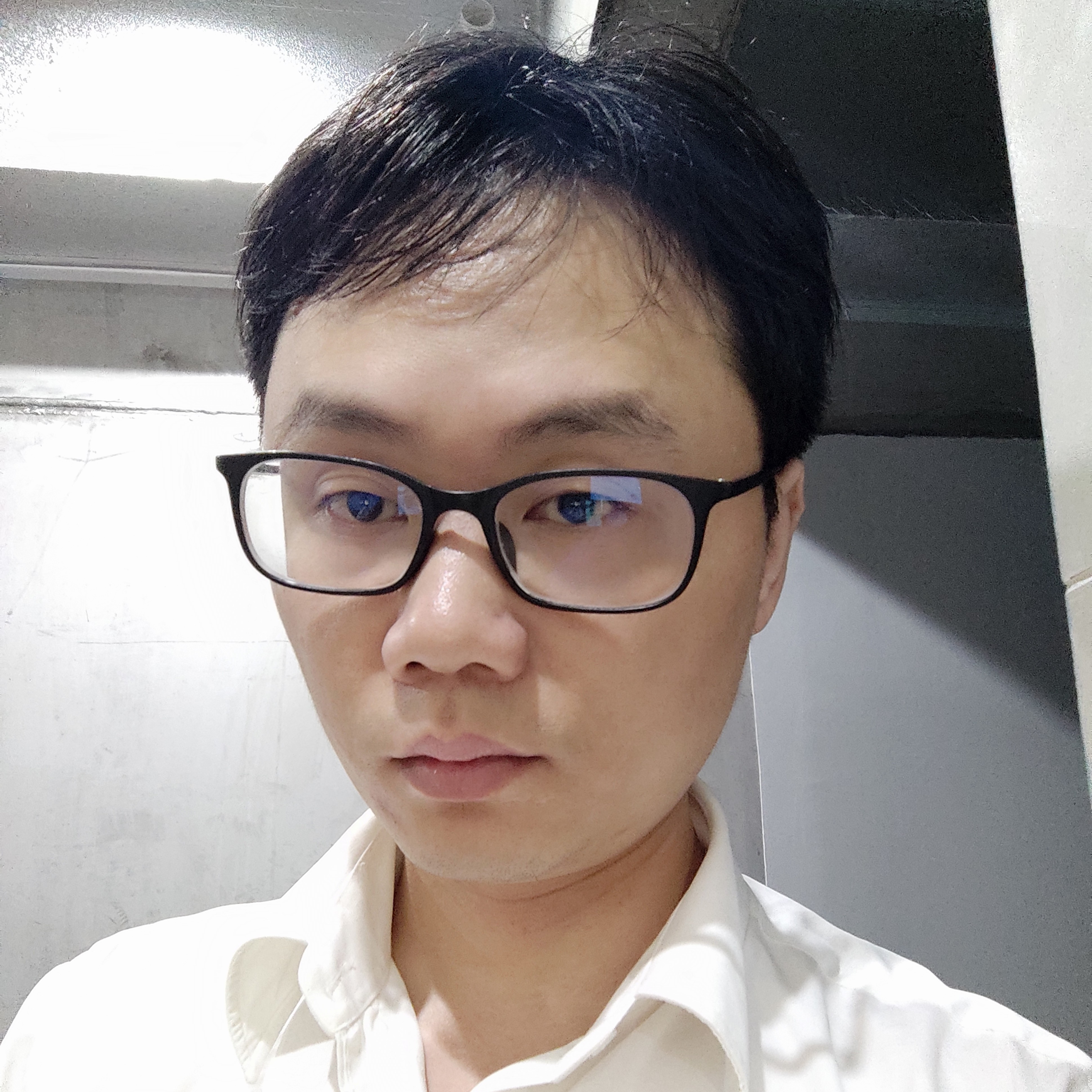 夏颜阔达的照片