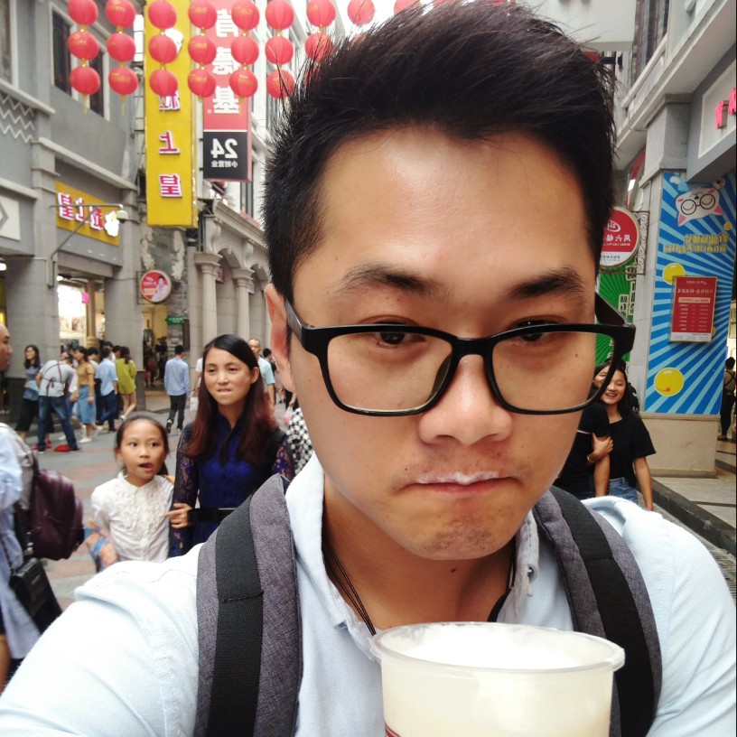 加利利海边的渔夫的照片