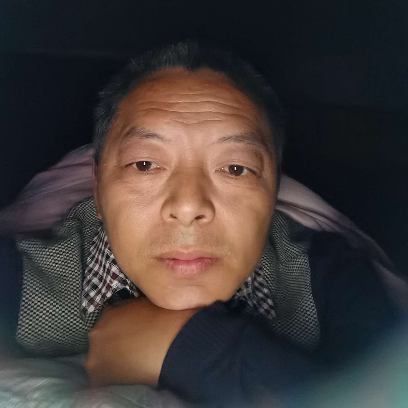 瑞雪爱苹果的照片