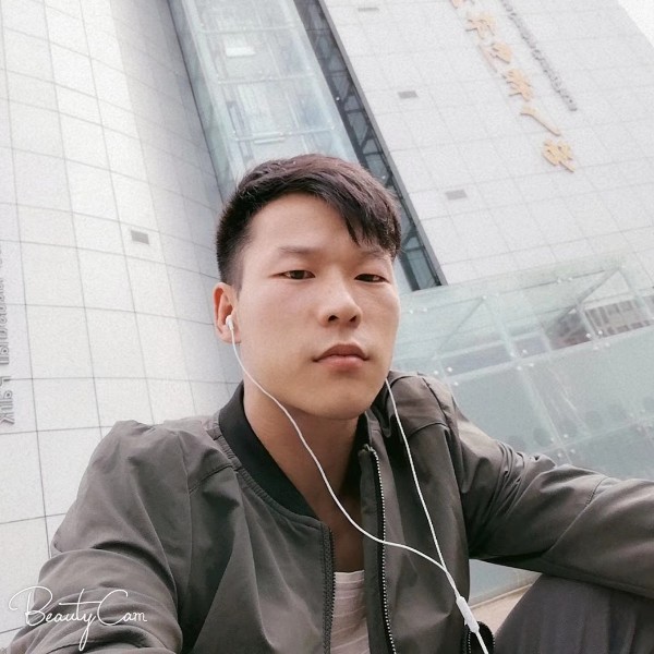 离歌寂灭的照片