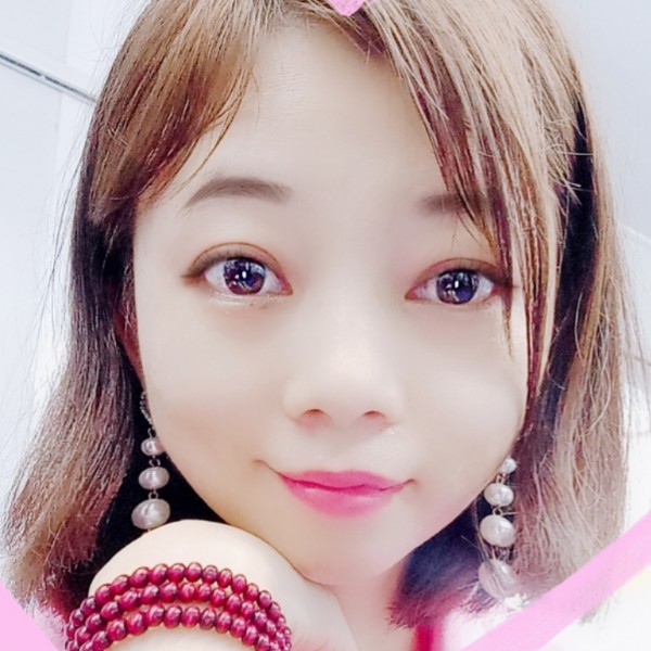 何小乔的照片
