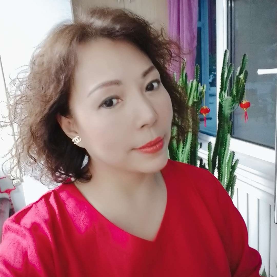樱桃百合的照片