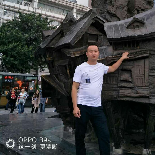 香烟踢诚心的照片