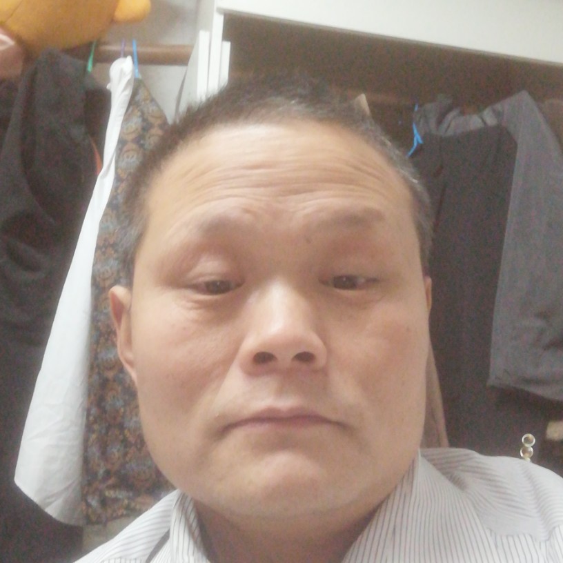 便当挽手潇洒的照片