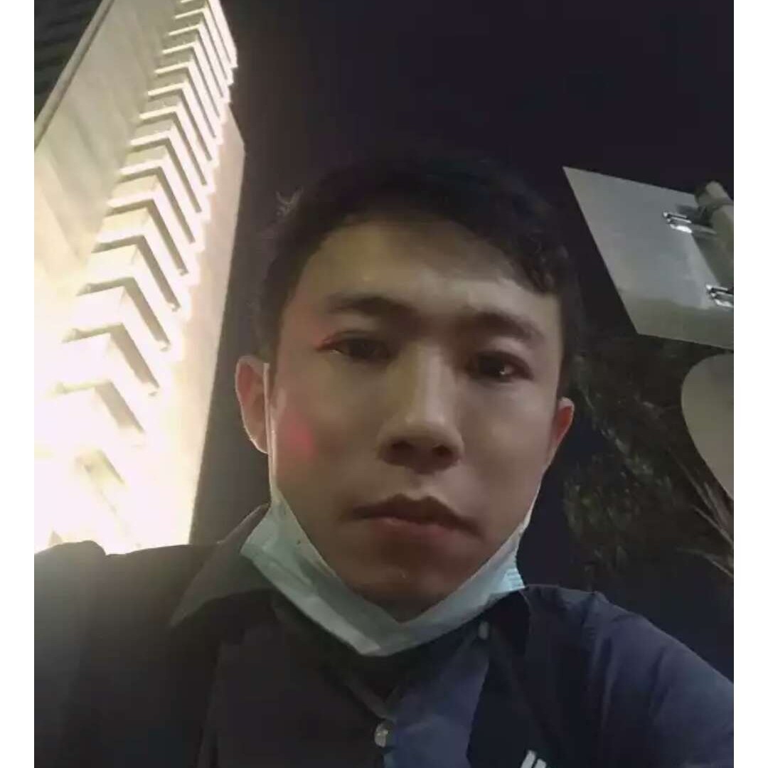 隐忍相许呓语的照片