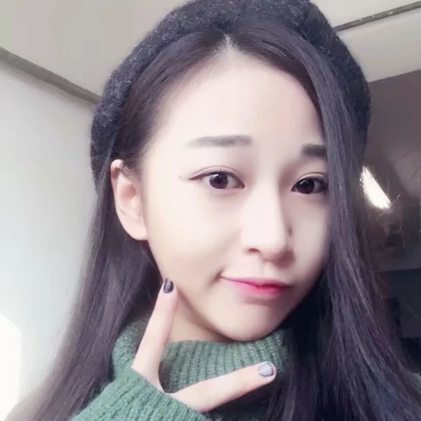初雨滴的照片