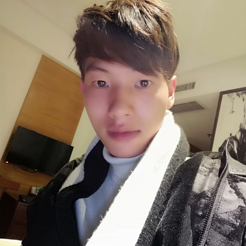 冷酷瑞雪的照片