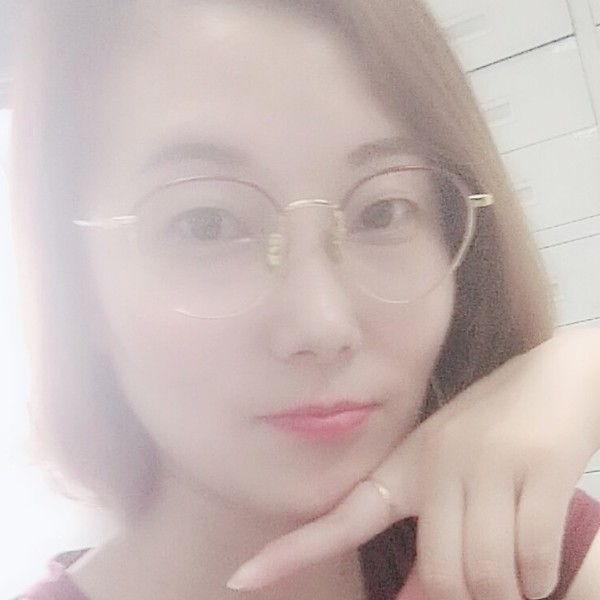 毛衣裙的照片