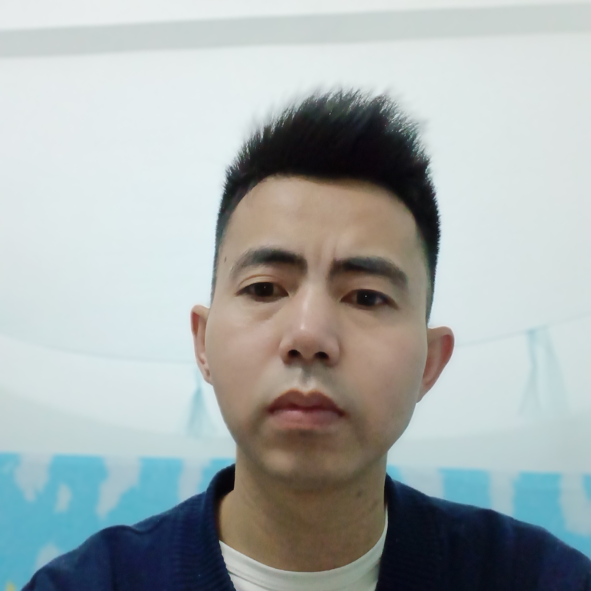 银某的照片